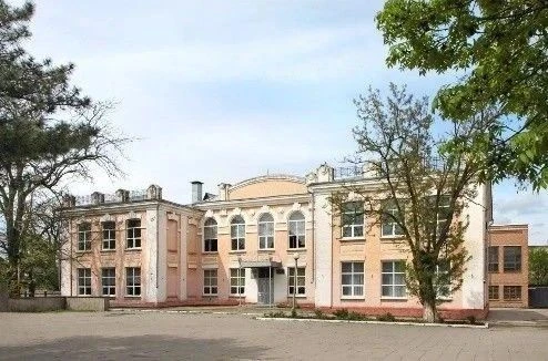 🏆 Гордимся нашими школами: лицей № 104 и гимназия № 103 — в федеральном рейтинге!