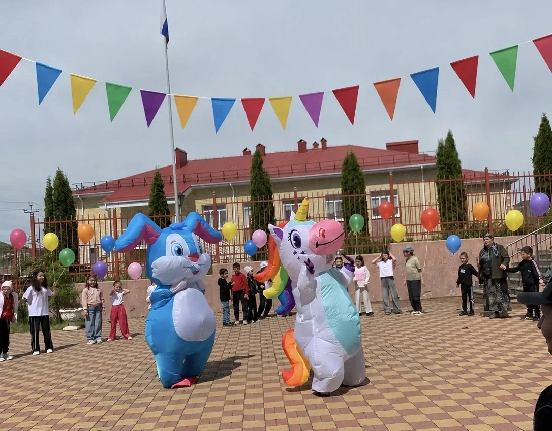 ☀️ Лагерь «Светлячок» в СОШ №11 — уже в деле! ☀️

Мы официально открылись — и как красиво это было! 