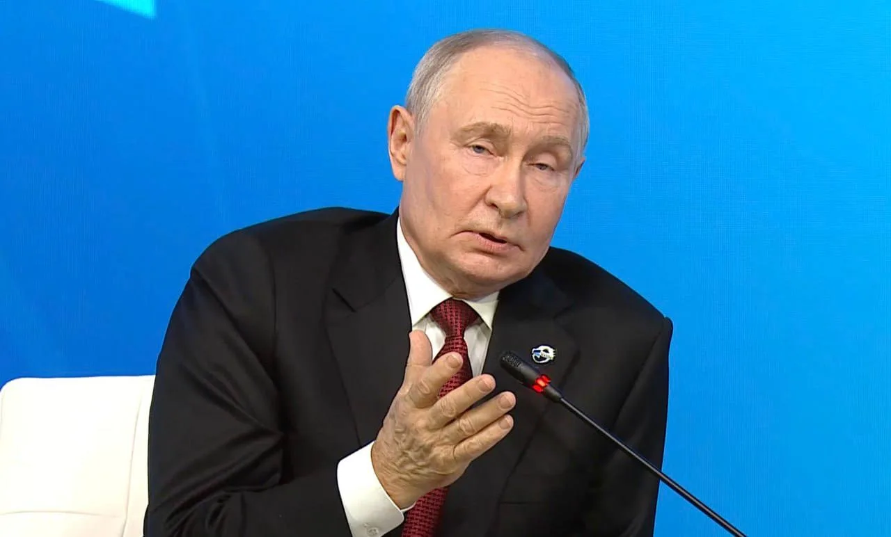 🚘 Мы скоро все будем ездить на китайских машинах — Путин.
