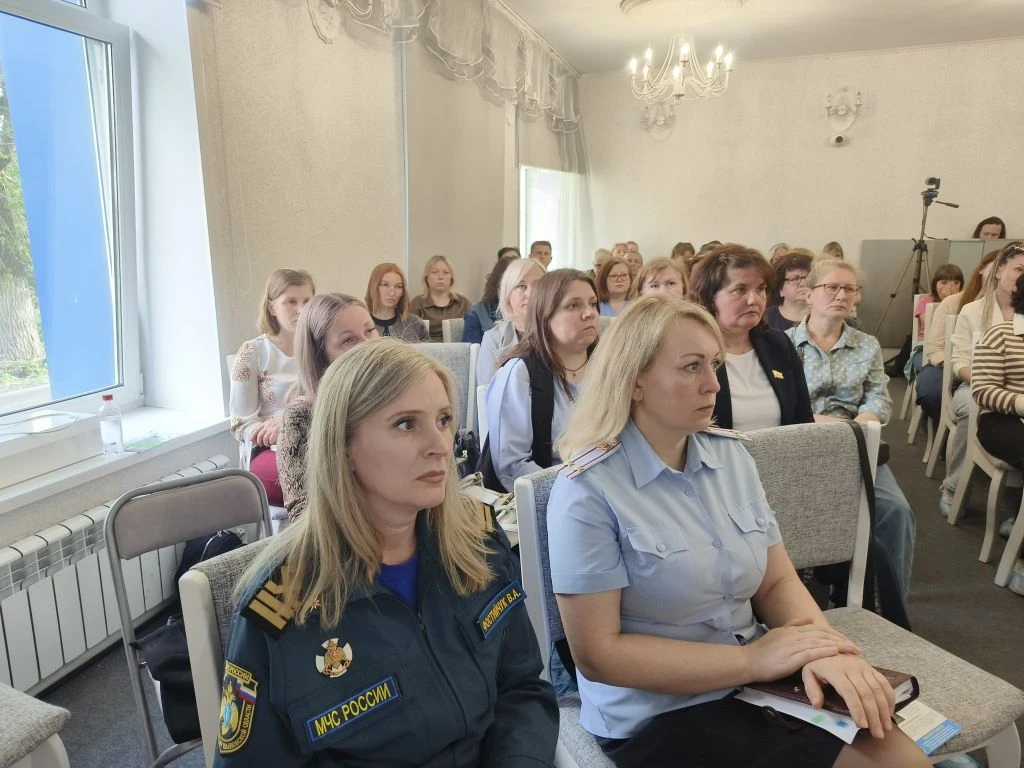 В Ульяновской области прошло региональное родительское собрание «Экспертное мнение»  Его участниками