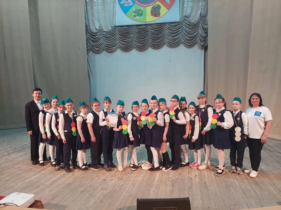 🥇Отряд ЮИД 3 класса Б Гимназии одержал победу в городском конкурсе «В лучах светофора  — 2026»  🚦14 