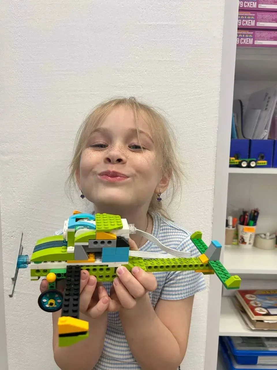 Видео