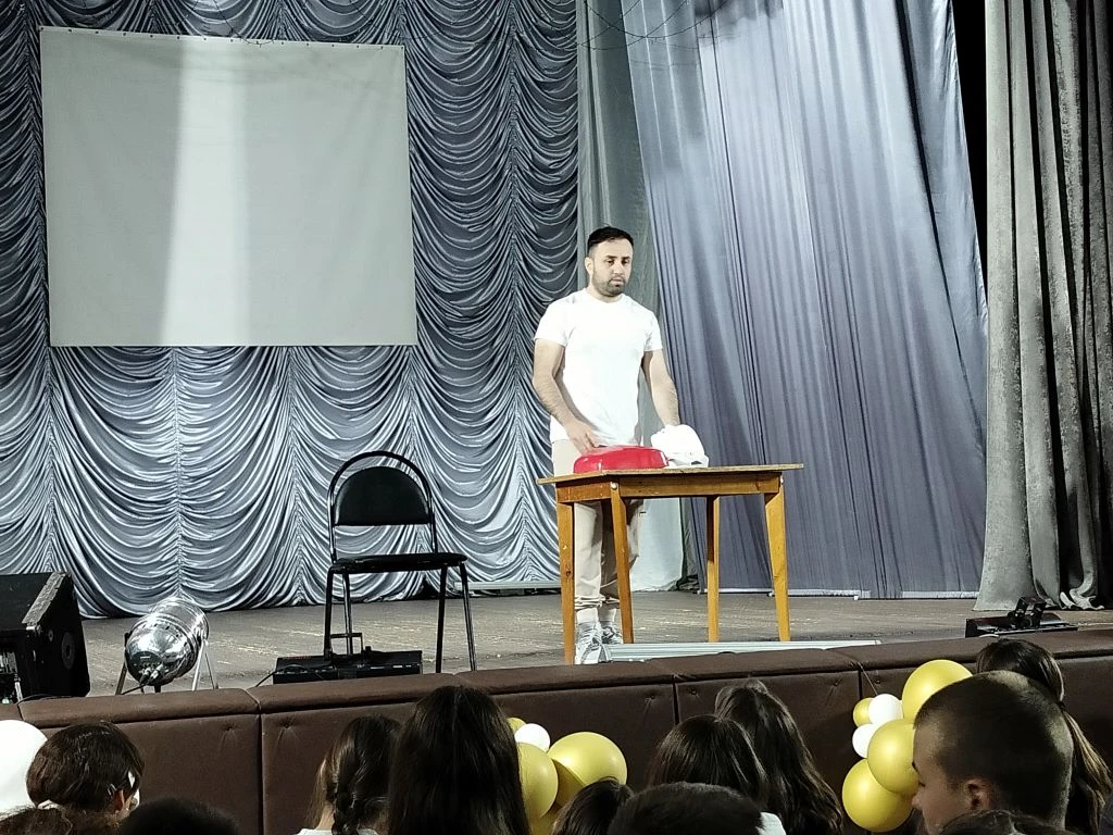 🚑 28 мая активисты первичного отделения Движения Первых МКОУ СШ N 2 приняли участие во...