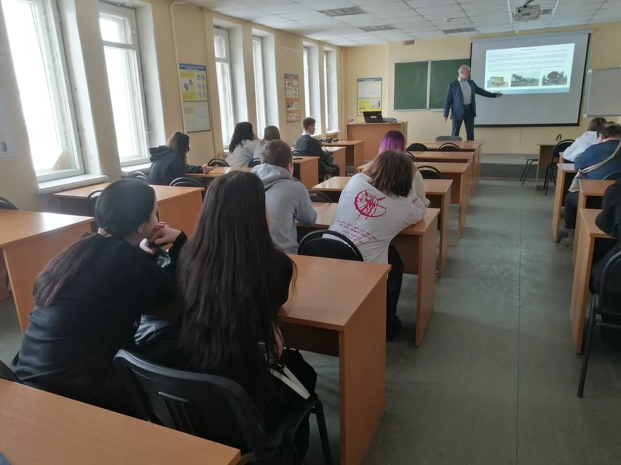 «Билет в будущее»  📍12 февраля 2026 года для учащихся МБОУ «Школа № 109 им. Героя России Д. В. Жидко