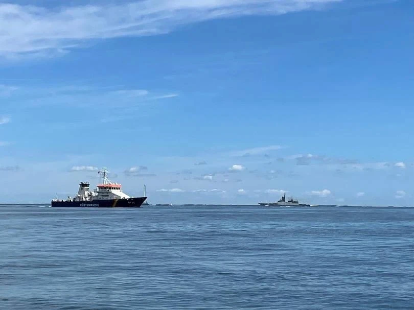 Российский корвет отогнал немецкую береговую охрану от танкера с нефтью, пишет финское ...