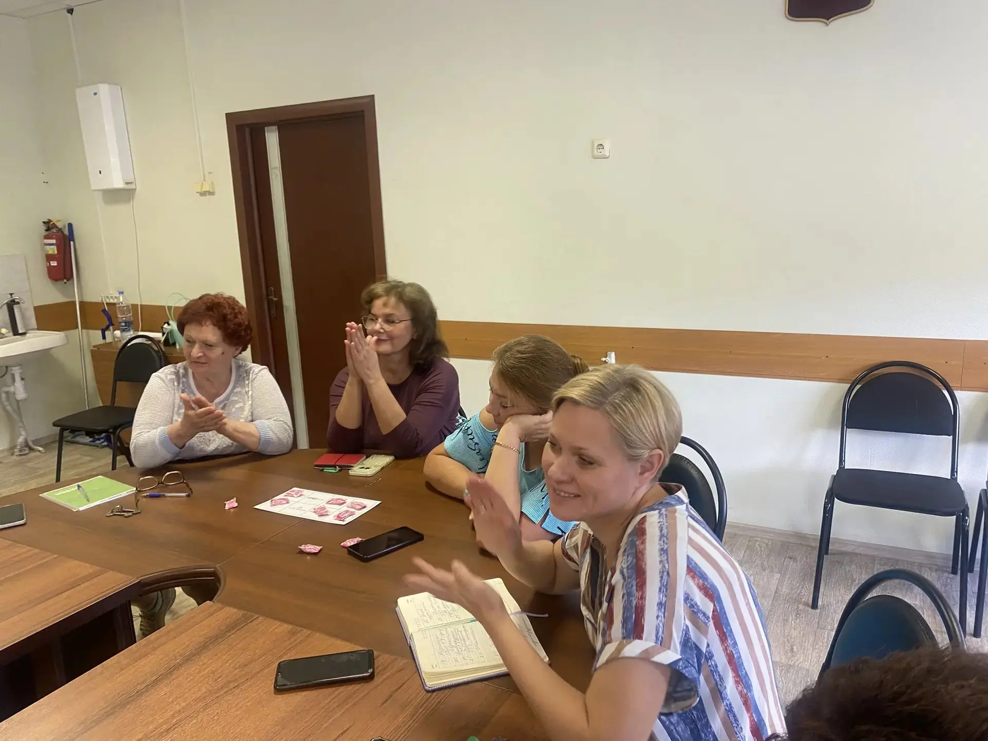 На календаре 26 августа. Чем заняты педагоги школы? Ответ очевиден - они узнают новое, ...