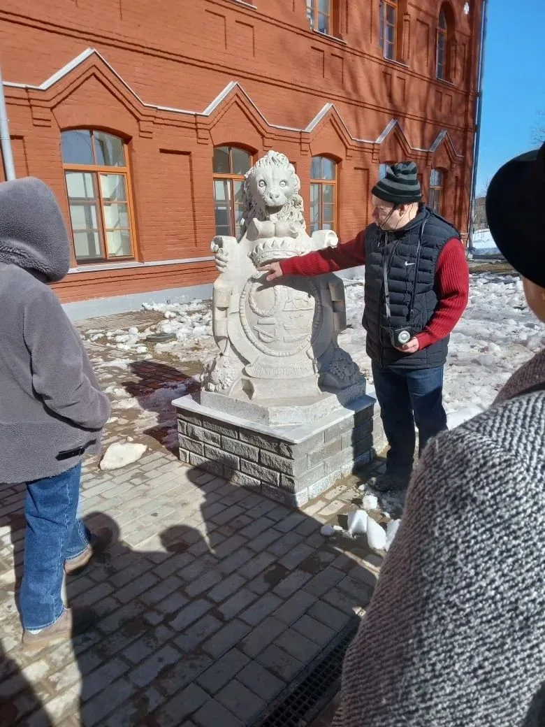✨Путешествие в «Смоленский Петергоф» ⁣ 🏡🚌В марте участники "Клуба золотого возраста" Сычевского комп