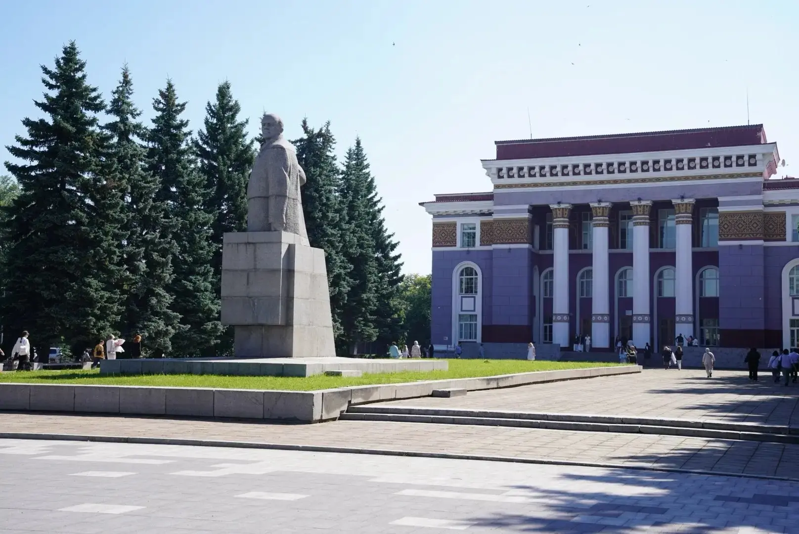 🔵 Что уже сделано и что будет дальше с площадью Ленина в Салавате