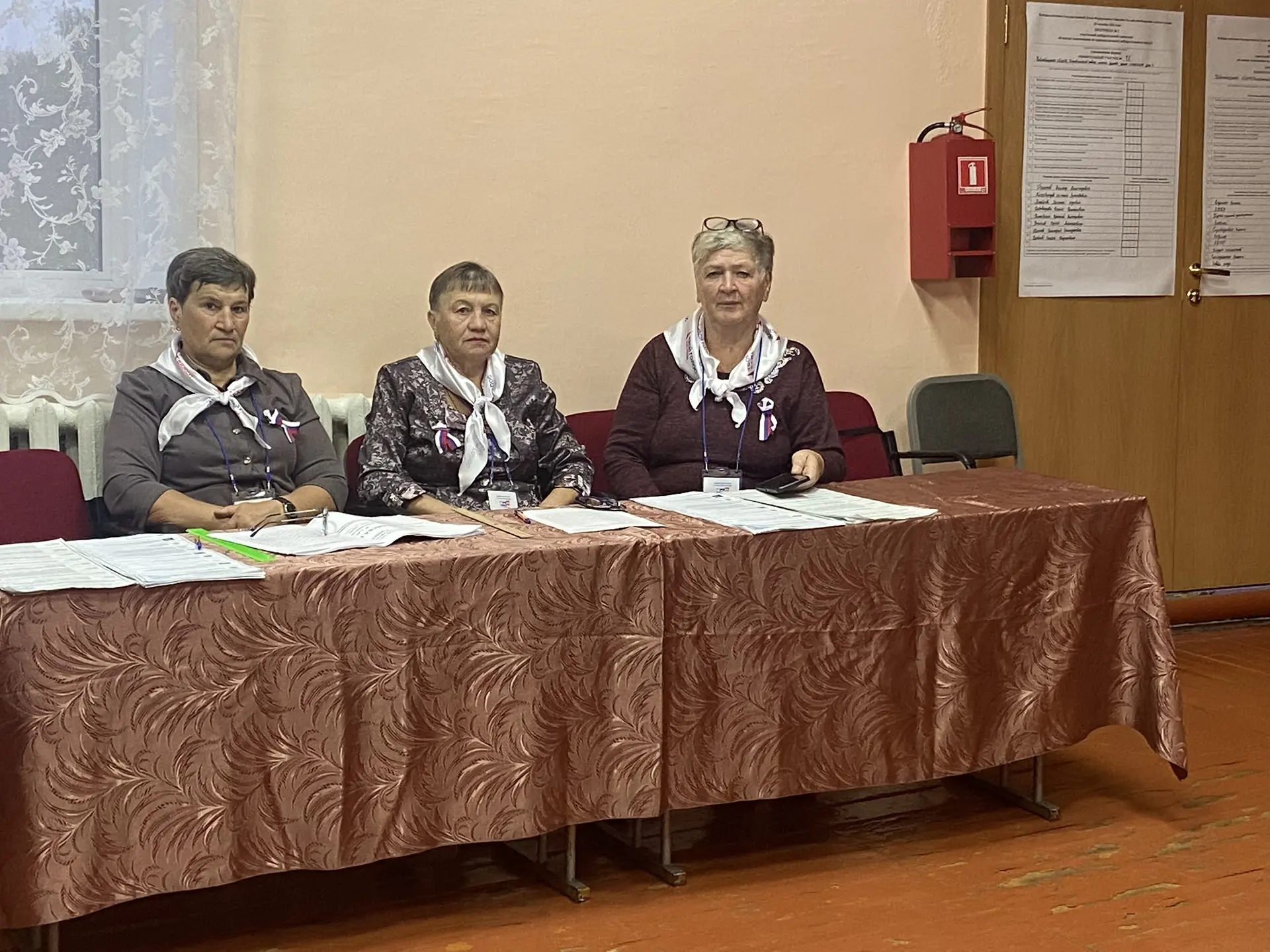 В Арисовском сельском клубе стартовало голосование!Двери избирательного участка № 71 оф...