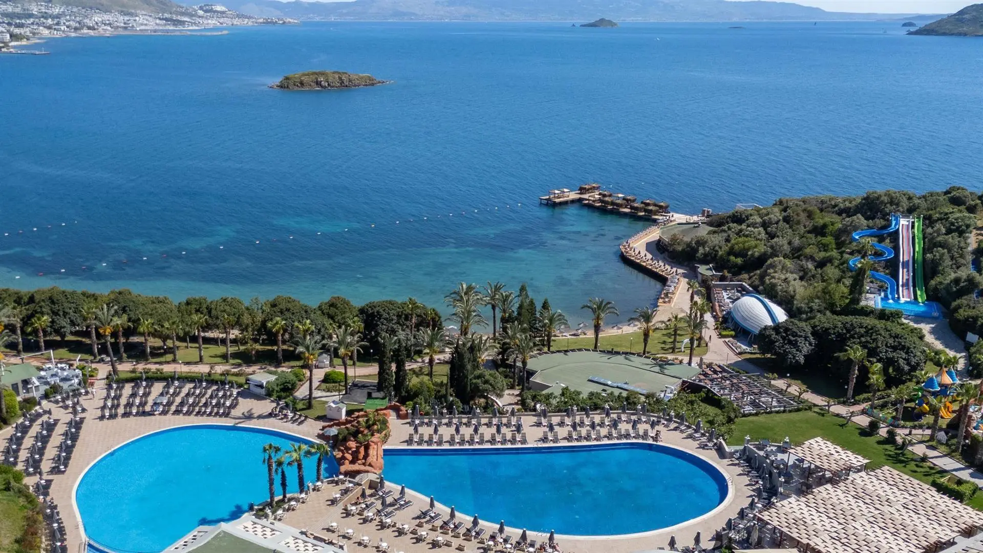 ❤YASMIN BODRUM RESORT

💙Турция, Бодрум 

💥Один из дорогих отелей с отличным сервисом и изысканным 