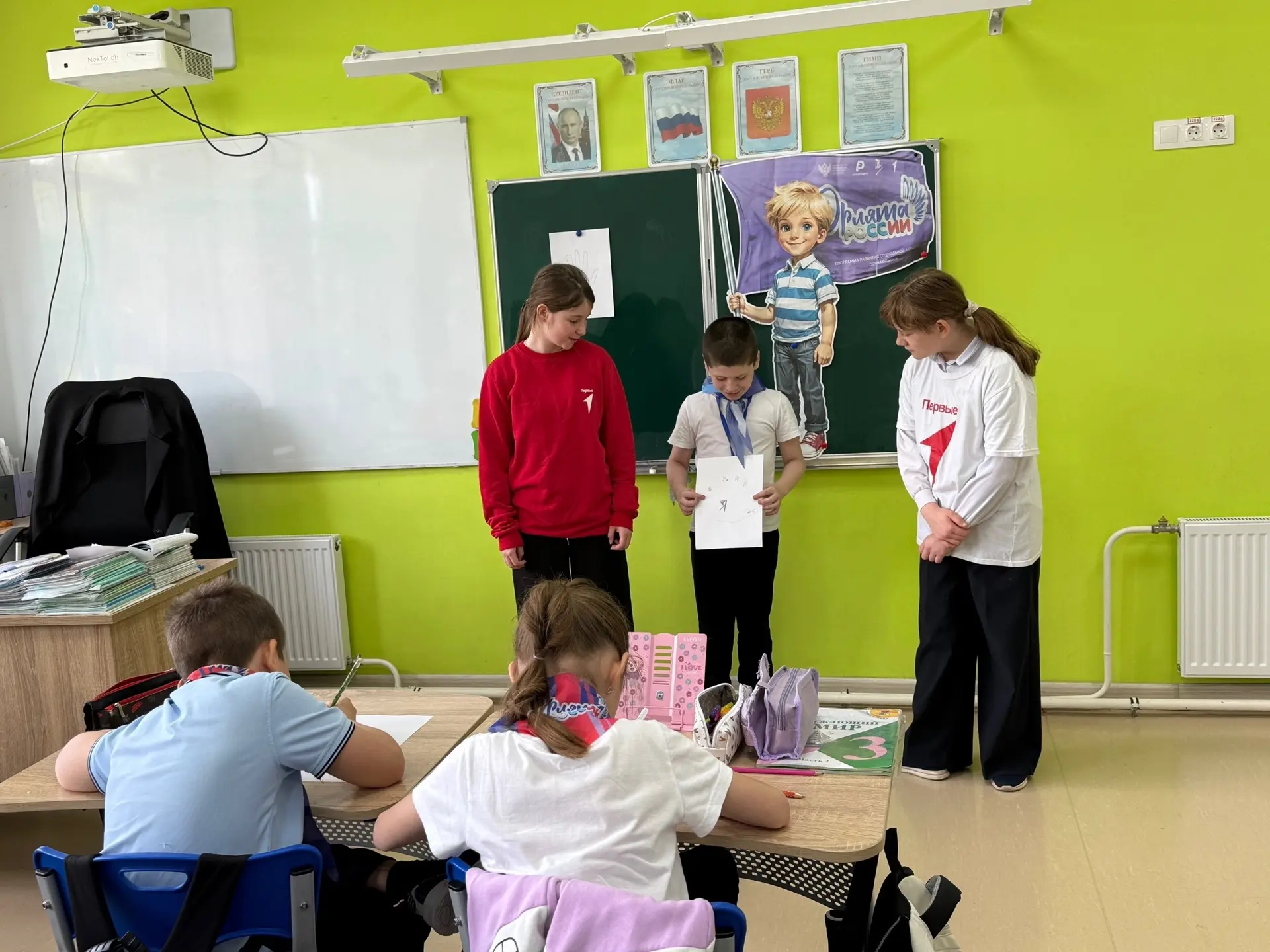 Акция «5 касаний»: шаг к дружбе Орлят России и Движения первых.   ⚡️Мероприятие помогло ребятам лучш