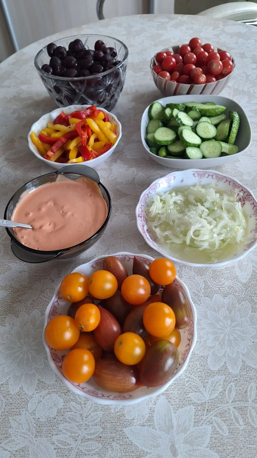 Овощи к шашлыку.