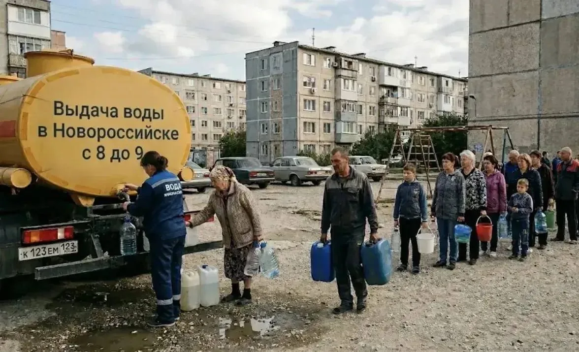 Авария за десятки километров от города оставит Новороссийск без привычных объёмов воды 💧

МУП «Водо