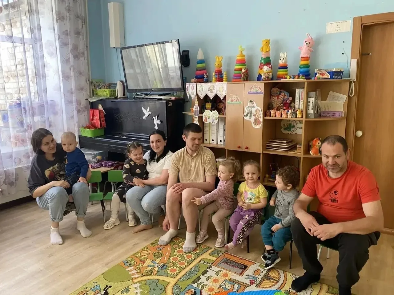 Итоговое мероприятие у малышей ясельной группы «Путешествие за сюрпризом» прошло в форм...