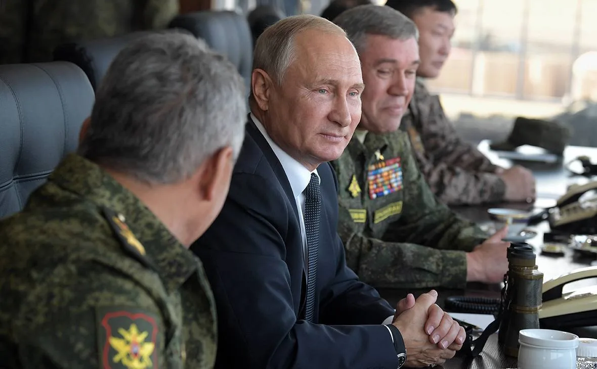 🪖 Россия планирует увеличить расходы на оборону в 2027 году до 17,1 трлн рублей