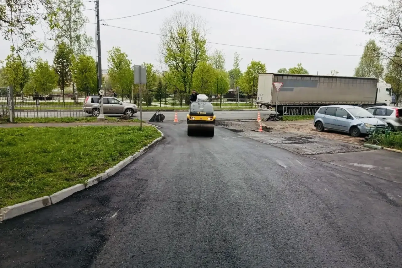 Друзья, замечаете перемены?   ☀️Пока погода радует, мы вовсю занимаемся благоустройством и асфальтир