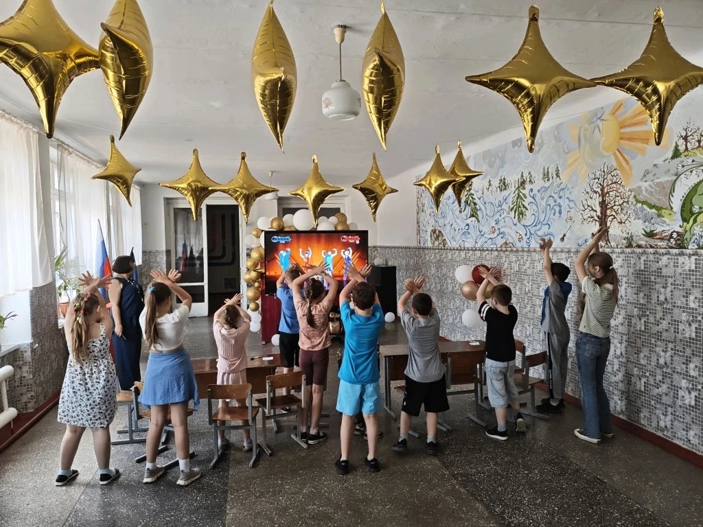 Очередной насыщенный день прошёл на летней досуговой площадке "Альтаир" в понедельник -...