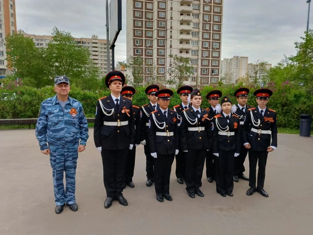 Кадеты 7 «К» в День Великой Победы  Сегодня, в 81-ю годовщину окончания Великой Отечественной войны,