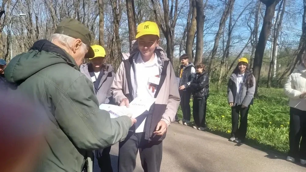 🌿 28 апреля в парке Победы было шумно, весело и очень познавательно — там прошёл конкурс «Юный эколо