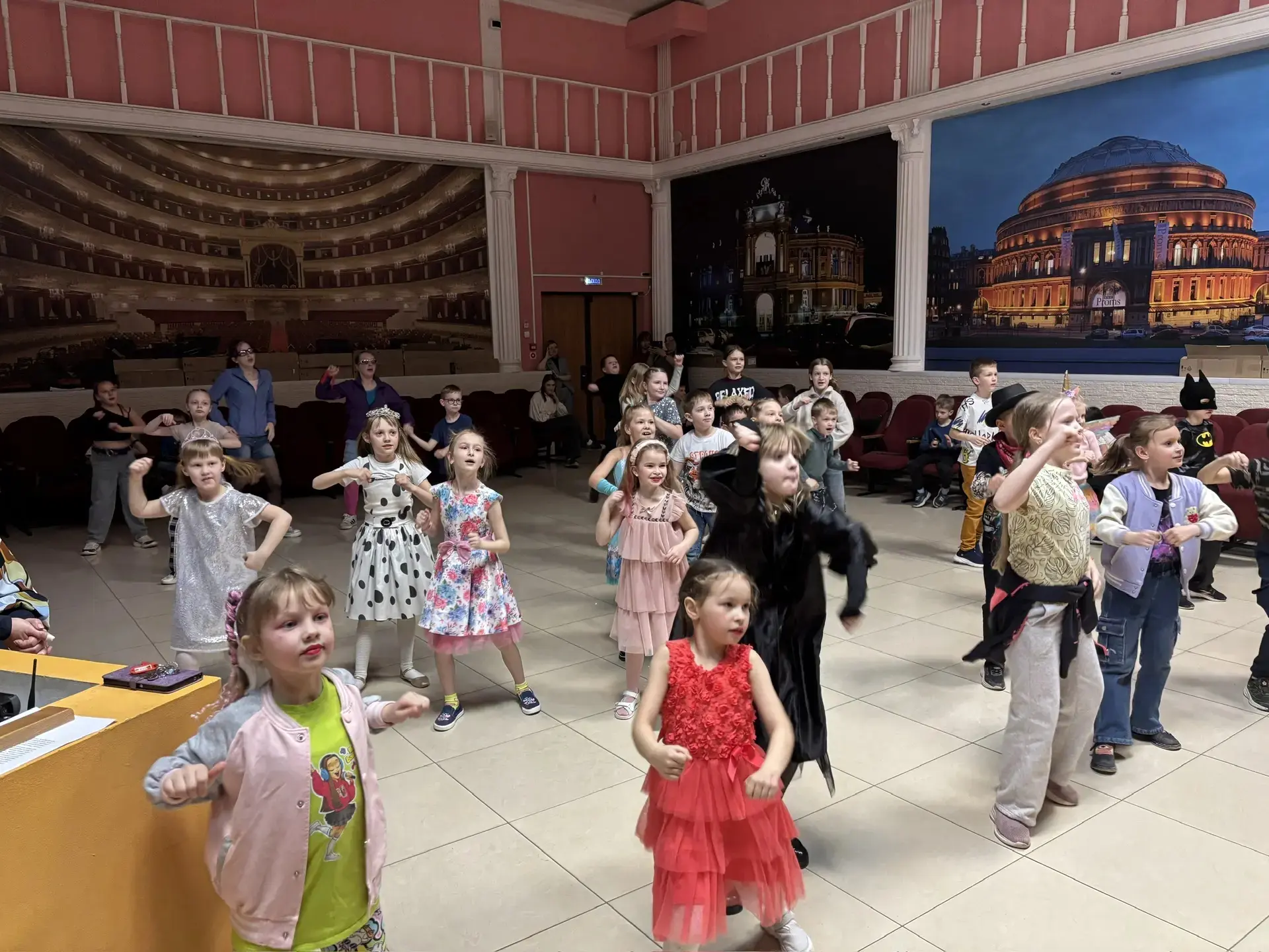 День 5️⃣   Завершение лагерной смены! 🥳  А какой же финал без фееричной вечеринки? Наш танцпол горел