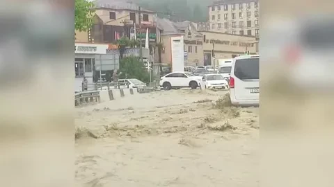 🌊 Сочи снова затопило