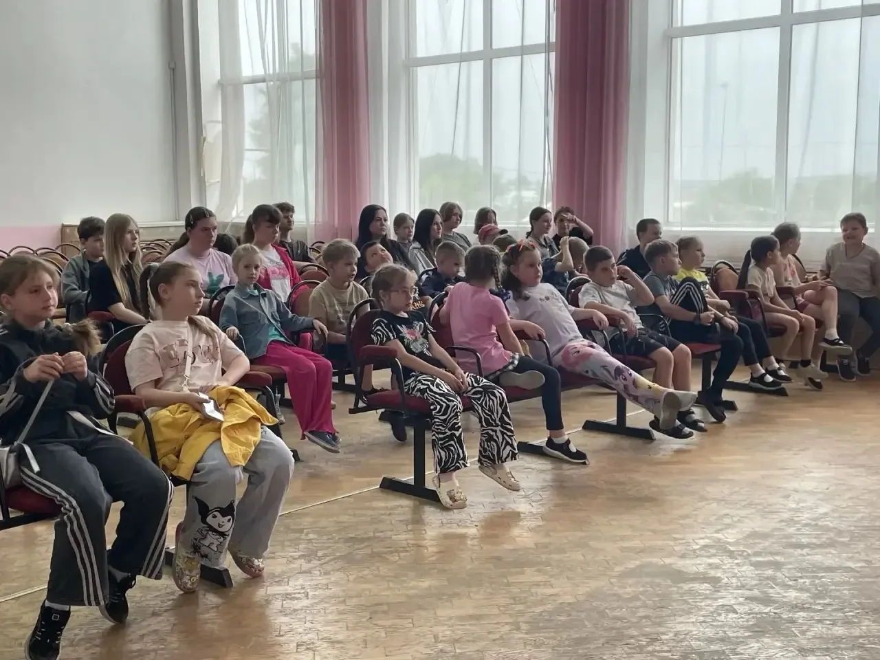 🌞Сегодня в нашем лагере труда и отдыха прошёл насыщенный и значимый день, наполненный трудом, памят