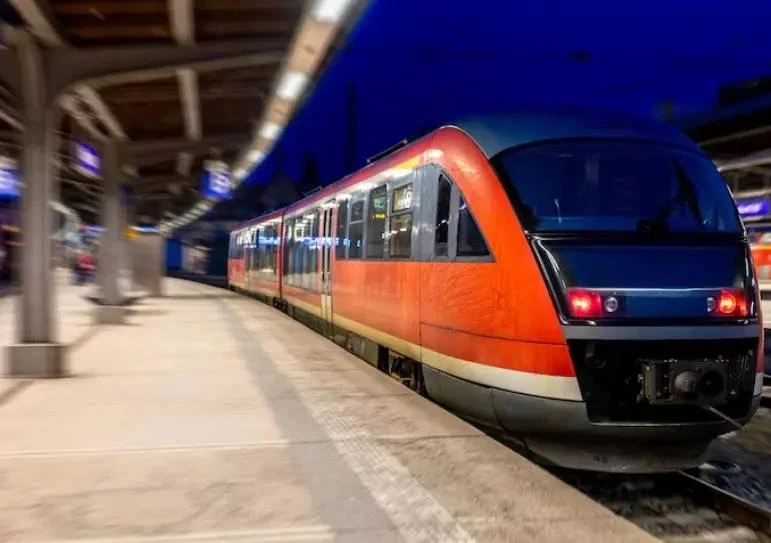 🚆 Воронежец заплатит 40 тысяч рублей за отказ работать проводником.