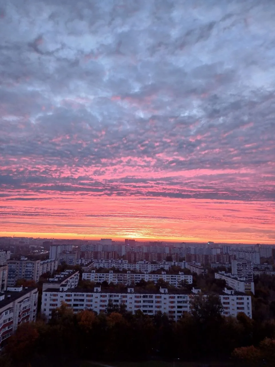 Вчерашний рассвет на фото нашей подписчицы 😍