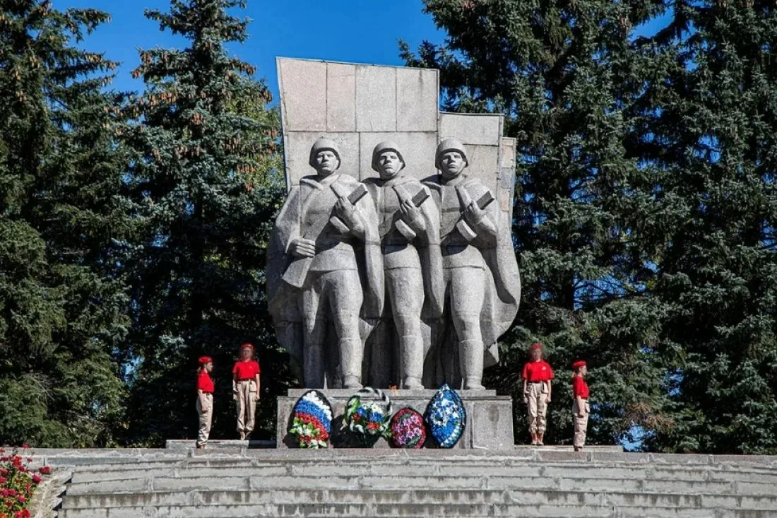В Кузнецком районе проводятся мероприятия в рамках празднования Дня Победы, направленны...
