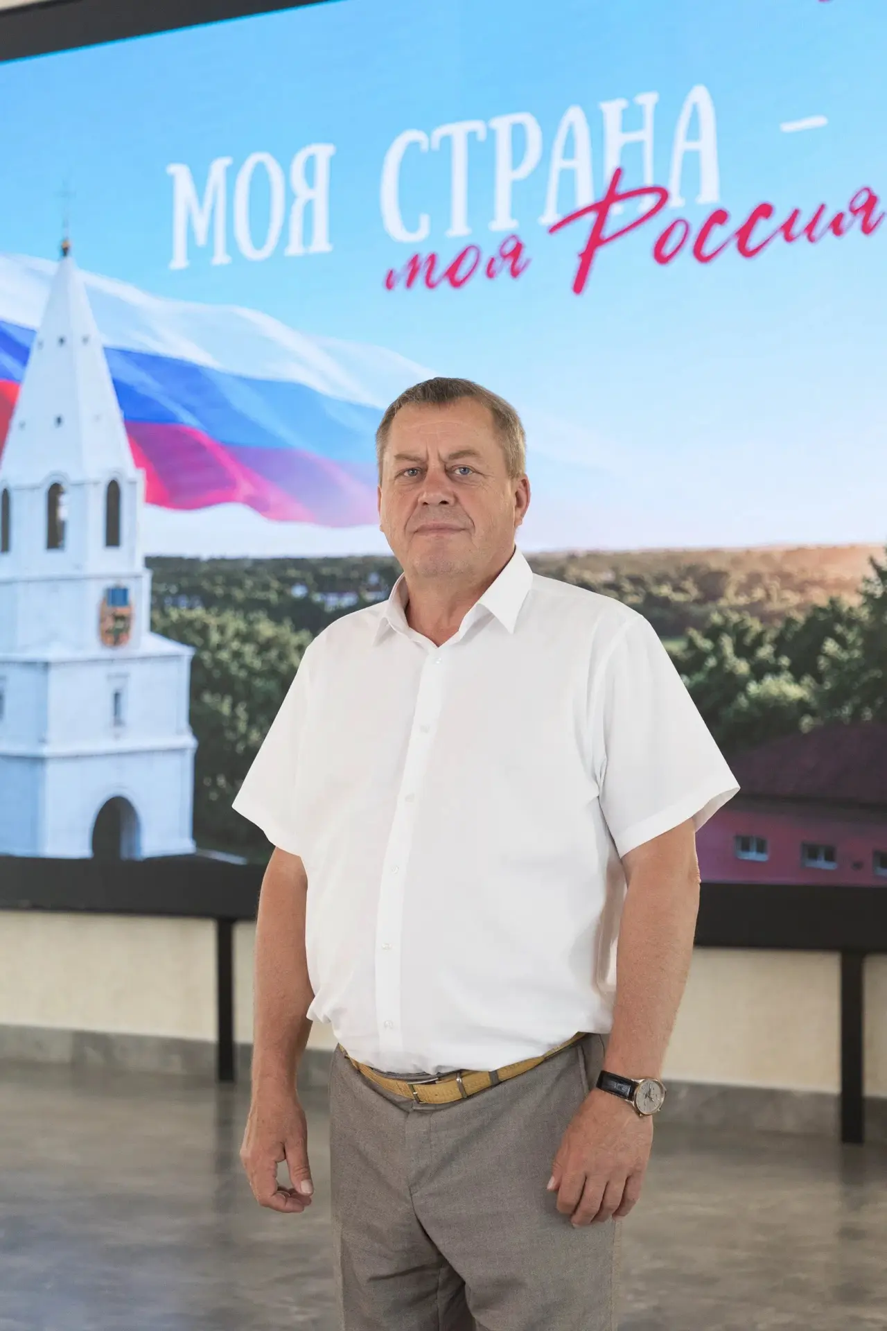 Депутат Самарской Губернской думы, главный инженер АО «ТЯЖМАШ» Сергей Гринько поздравил жителей Сызр
