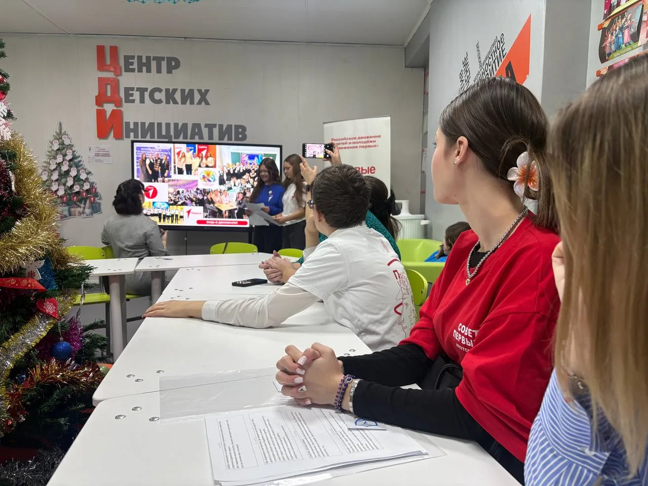 Мосты Дружбы  🙋🏼‍♀️19 декабря в стенах школы №4 состоялась муниципальная встреча «Мосты Дружбы» в ра