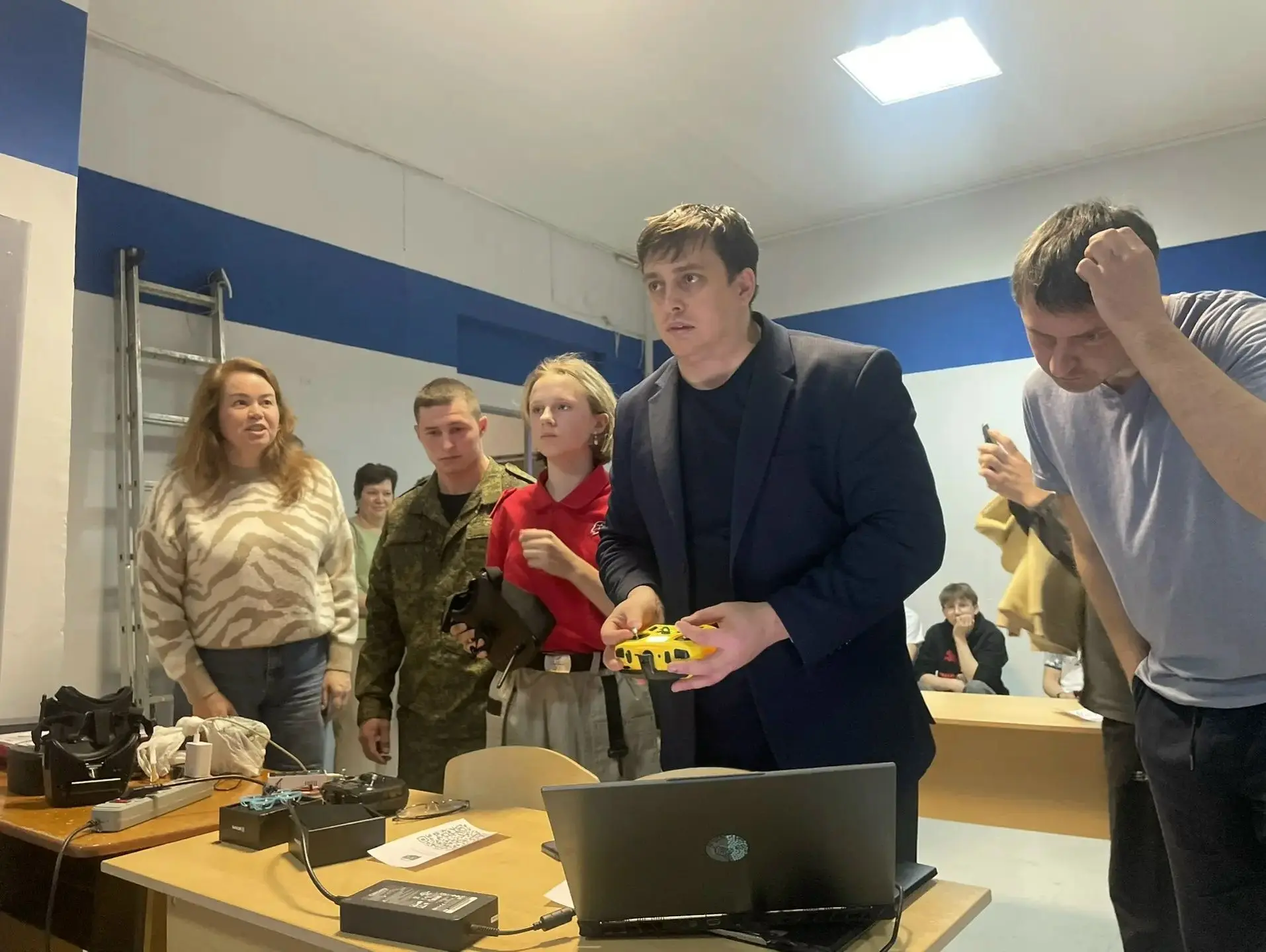 🤩Подведены итоги Юнармейских гонок дронов!   Завершились захватывающие соревнования по управлению др