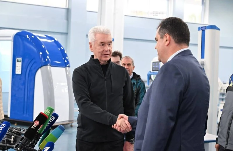 Сергей Собянин открыл новый завод в нашем районе, где будут делать рентгеновские аппараты.