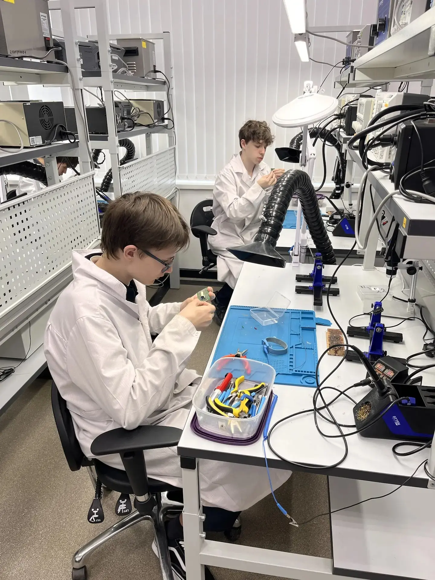 12 мая 2026 года в рамках федерального проекта "Профессионалитет" ученики 8 класса Т (классный руков