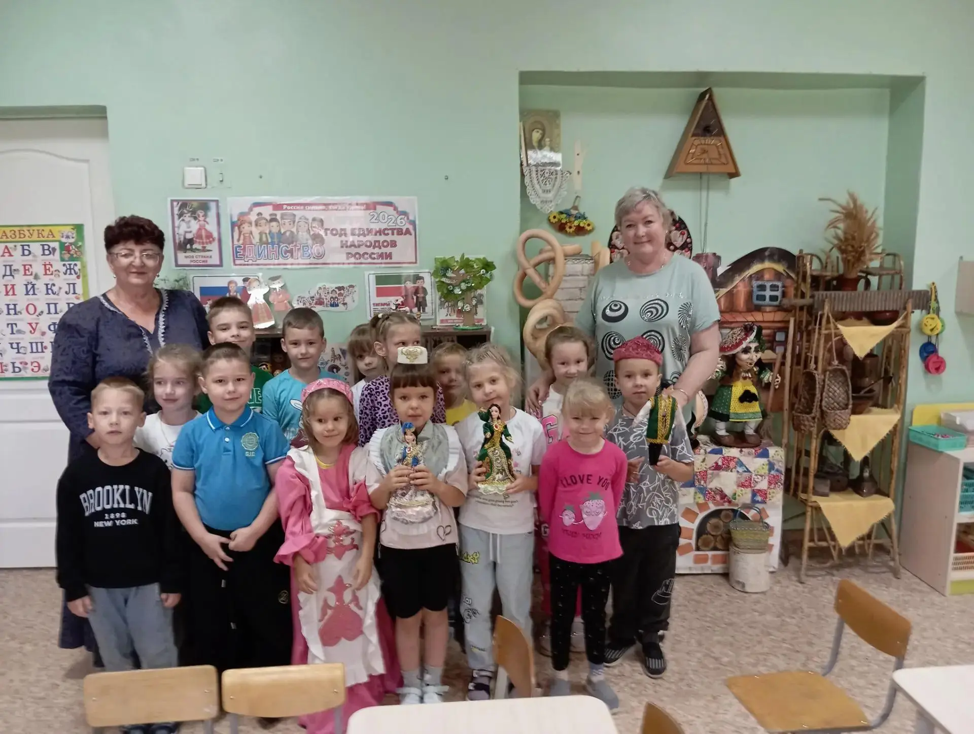 В рамках Года Единства Народов руководитель клуба татарской культуры Алиуллина К.Х. про...