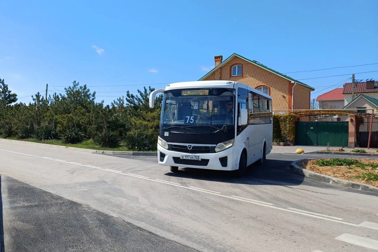 Завершили обустройство разворотного кольца возле музея «35-я береговая батарея»