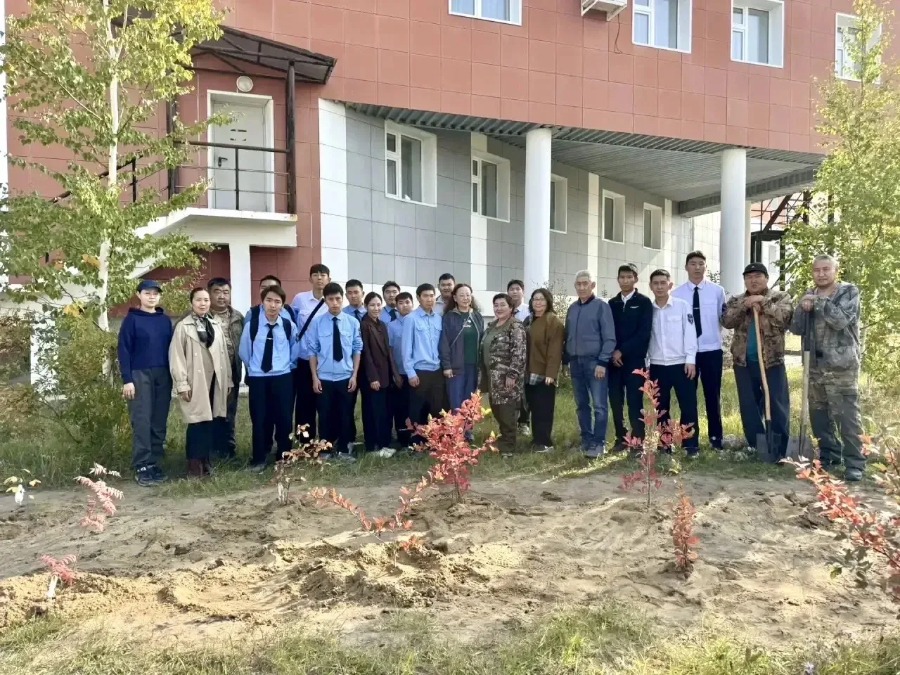 🌿 «Зеленый четверг» в Транспортном техникуме имени Брызгалова