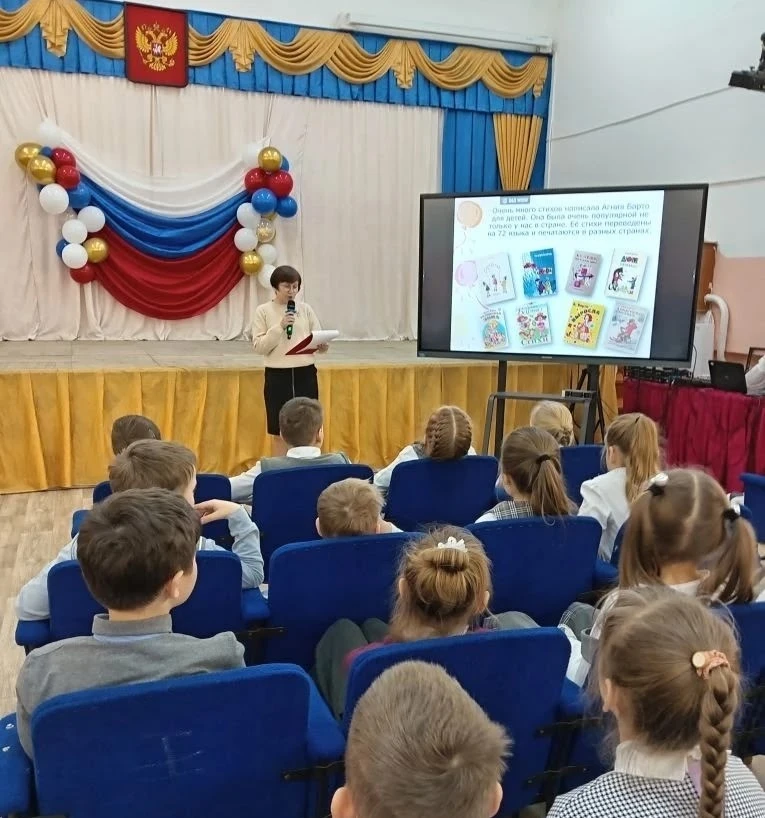 🗓 Стихи Агнии Барто - это то, с чего начинается детство каждого человека. Имя этой писательницы изве