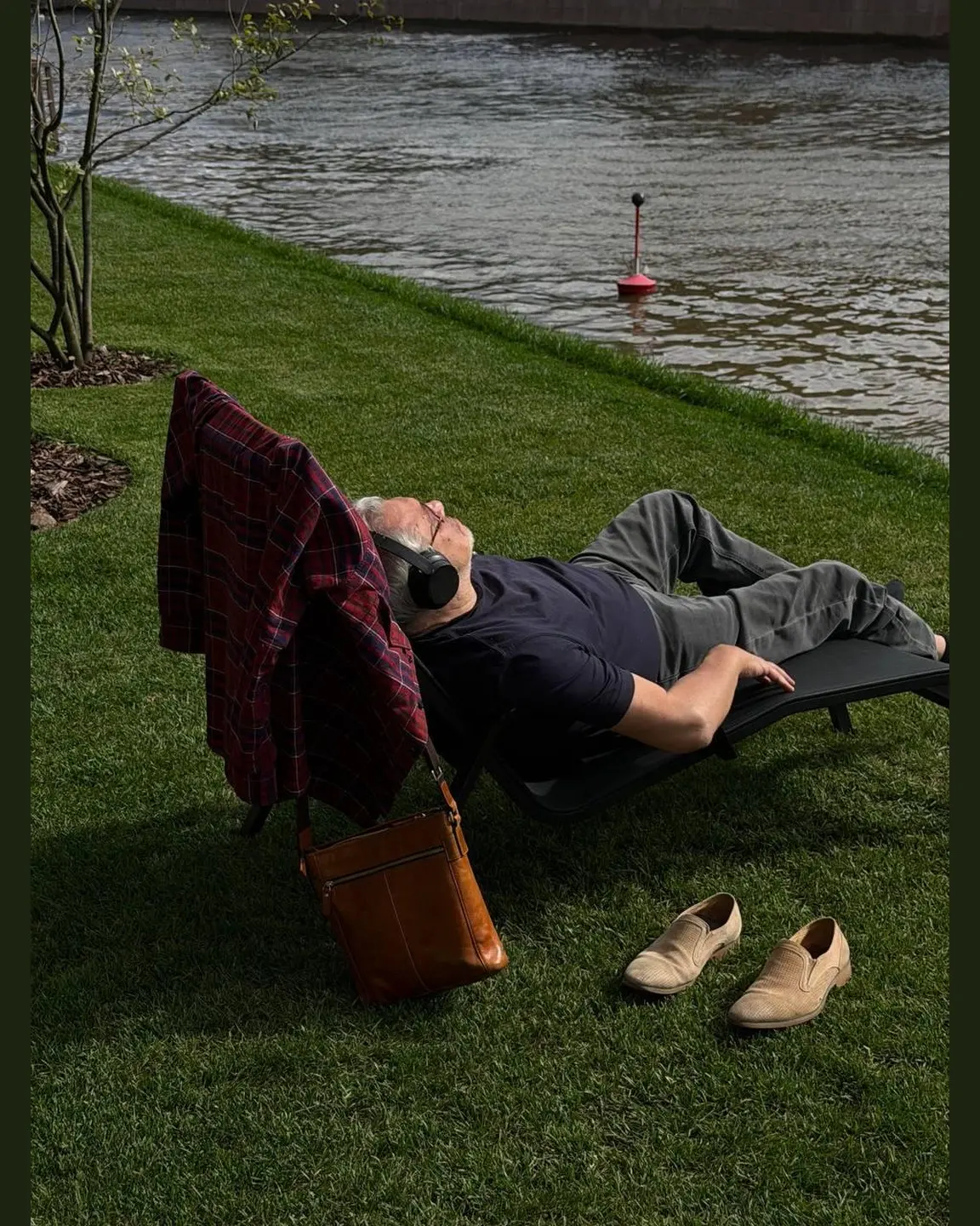 🏖 Солнце согреет Петербург в первый день осени. Не упускаем ни одного лучика — спешим ...