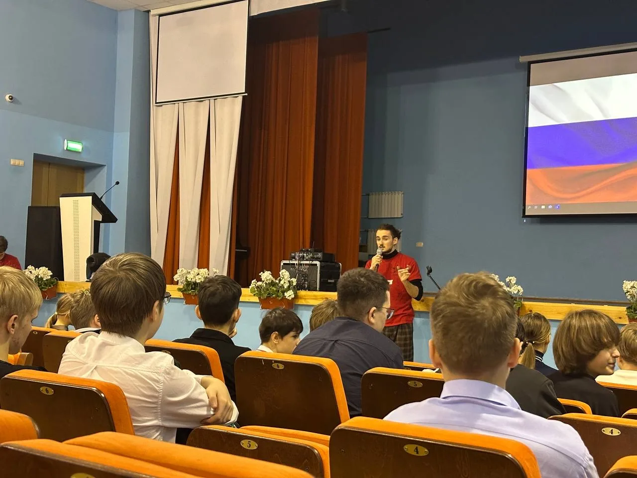 Воронежская региональная общественная детская организация "Искра" https://vk.com/iskravrn и Российск