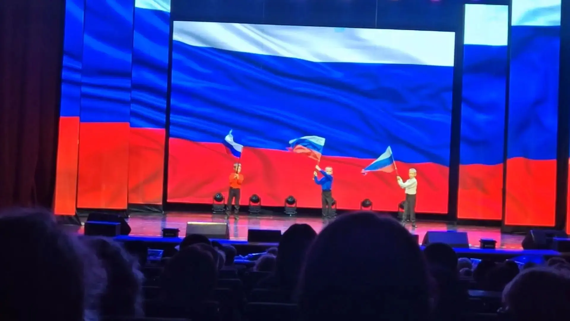 🎉 С Днём учителя!