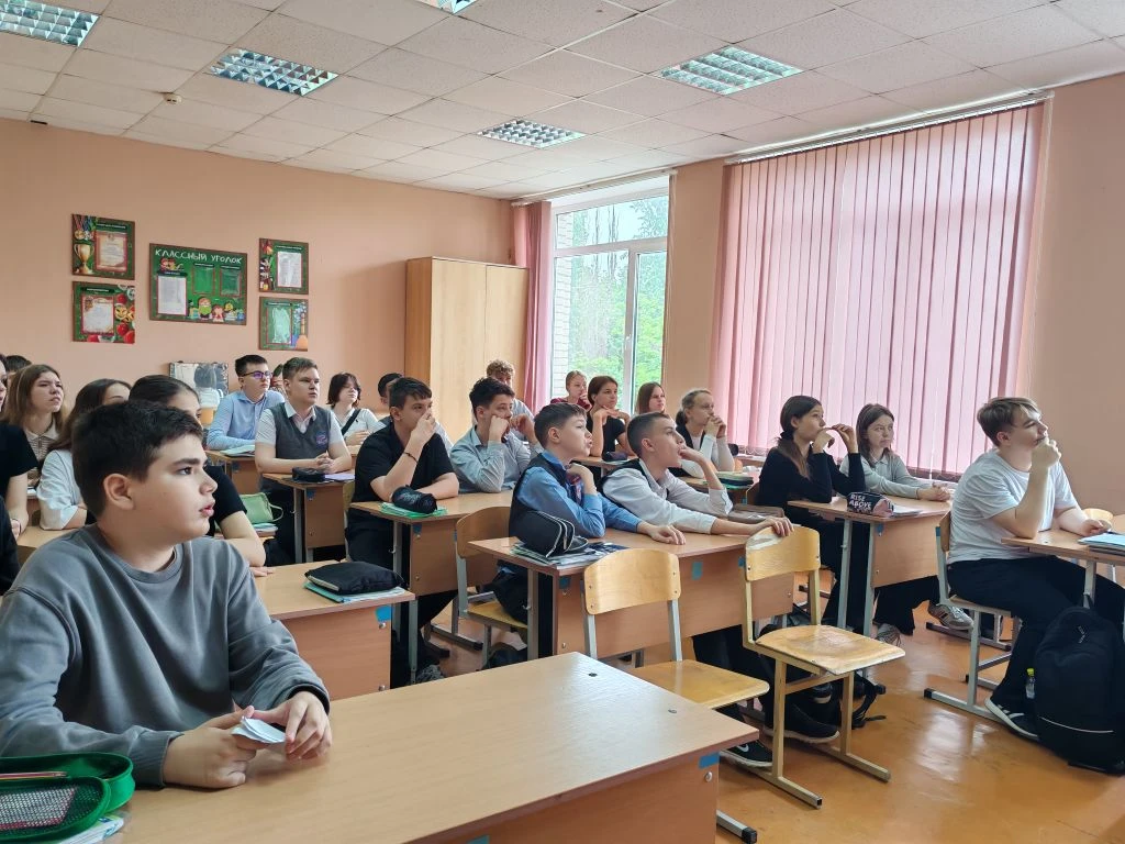 #МАОУСОШ22 | Лекция "Что скрывают музеи: тайные символы в искусстве' Международный день музеев празд