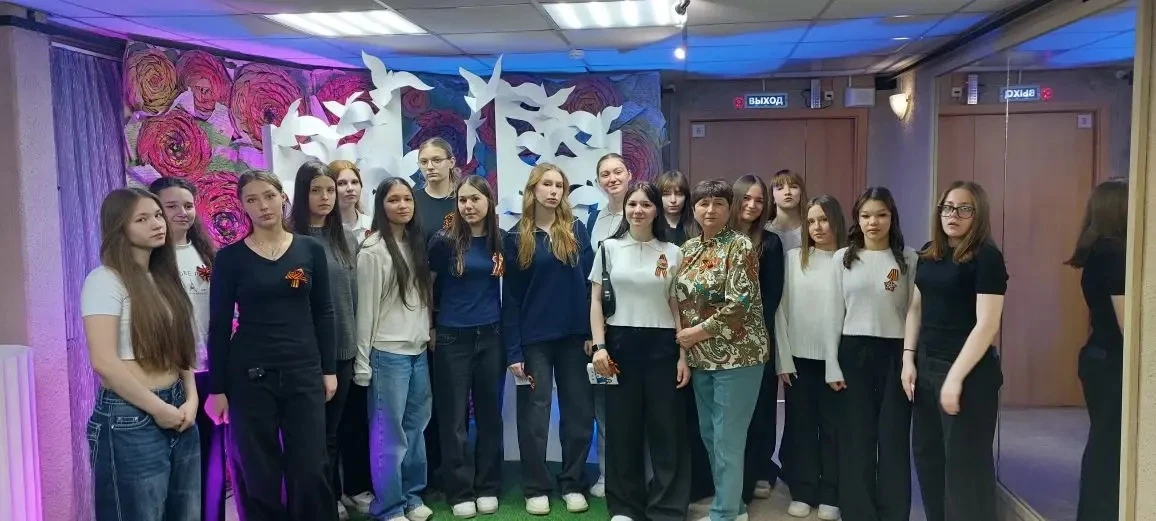 #ДеньПобеды  В преддверии Дня Победы обучающиеся 8Б, 10А, 10Б, 4Г и 3Б классов посетили кинотеатры и