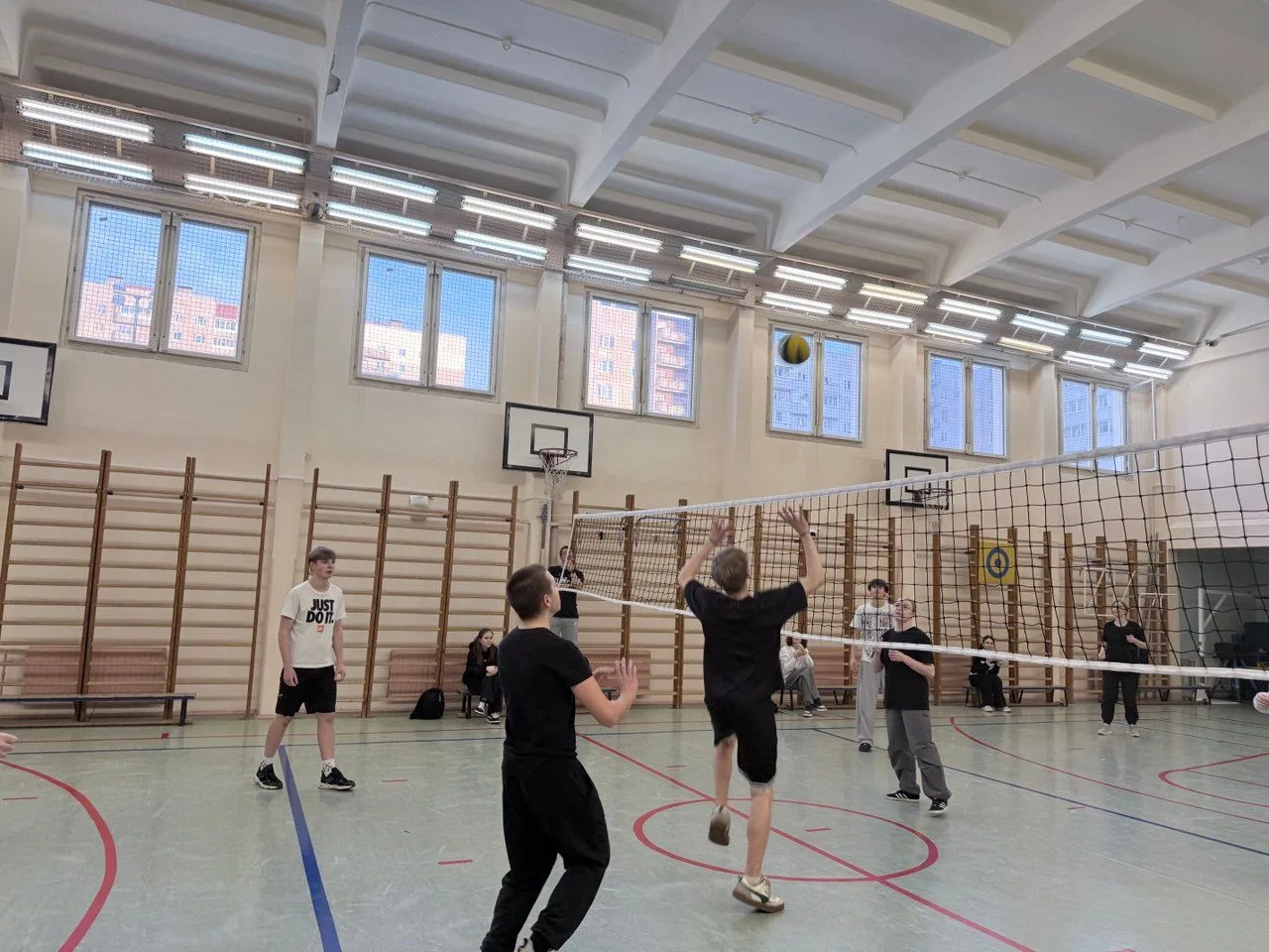 🏐Дружеский матч по волейболу в пятницу прошёл с большим успехом!🏐  В минувшую пятницу состоялся долг