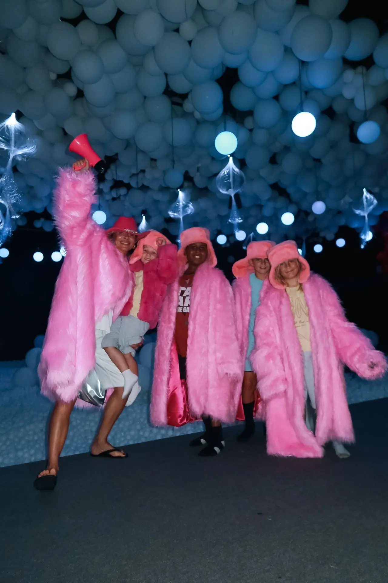 Решила до отъезда устроить детям свой детский Burning Man💖☄️