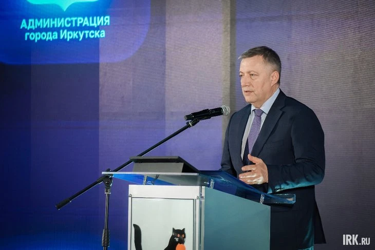 На экране губернатор, а на связи мошенники. Жителям Приангарья начали звонить с видео, ...