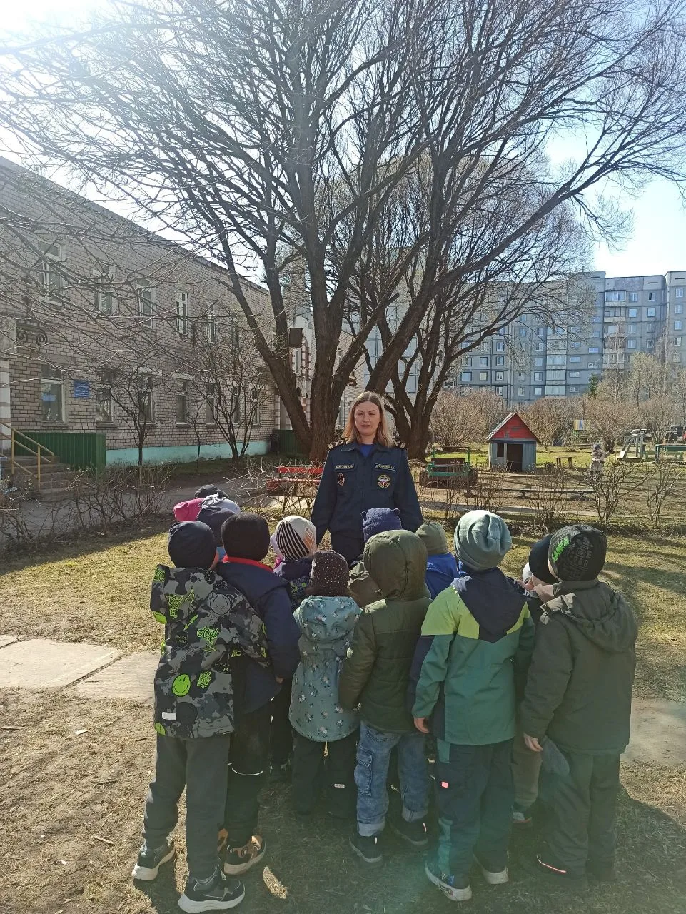 Сегодня к нам в гости снова пришел инспектор ГИМС Главного управления МЧС России по Вол...