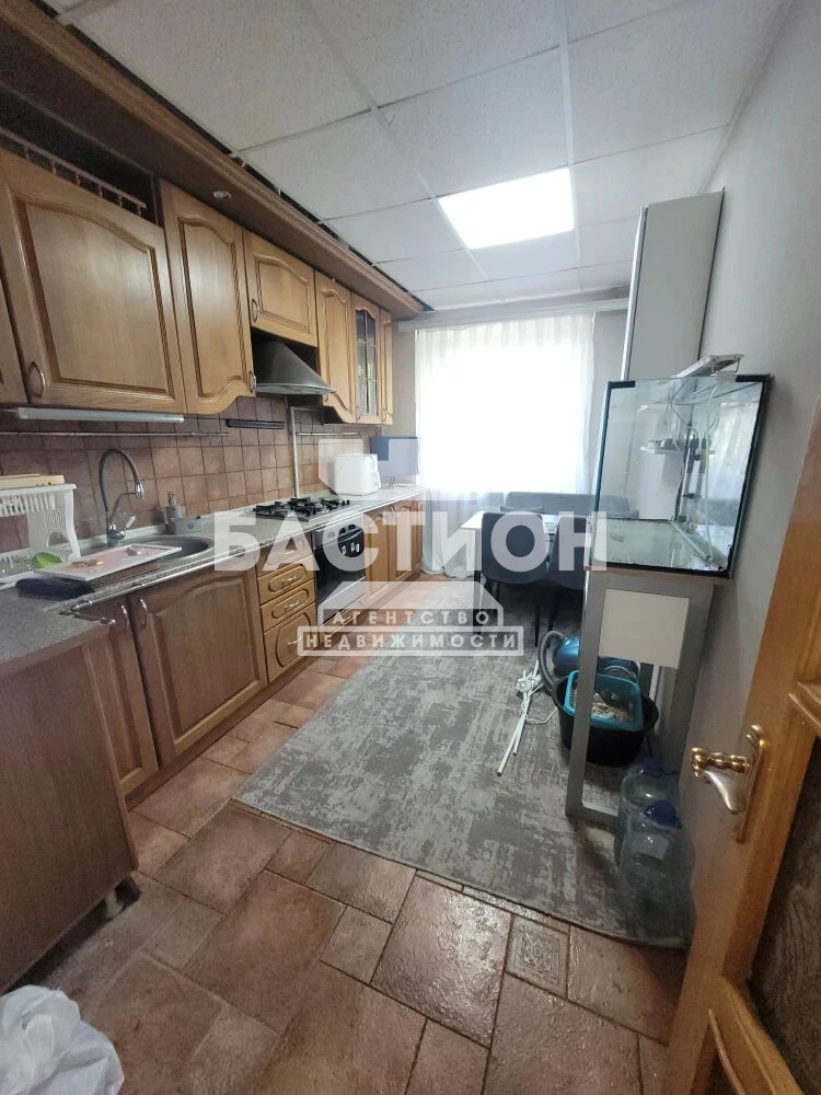 +7 959 59 81000
ID: 2208599
Цена: 10 400 000
Продам просторную, уютную квартиру в самом центре с рем