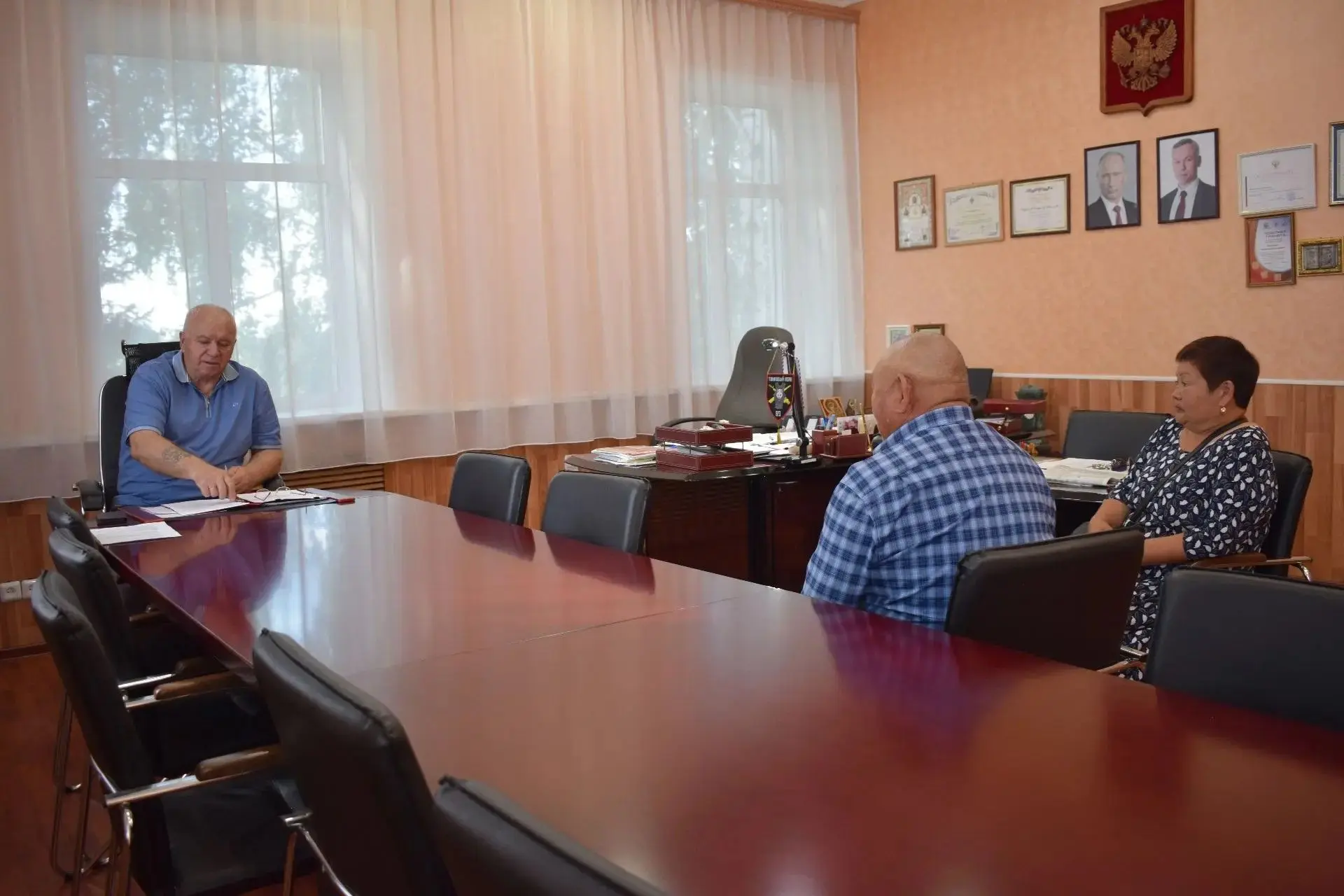 📆Сегодня Глава района Владимир Шубников провёл личный приём граждан. Сегодня на личный приём  обрат