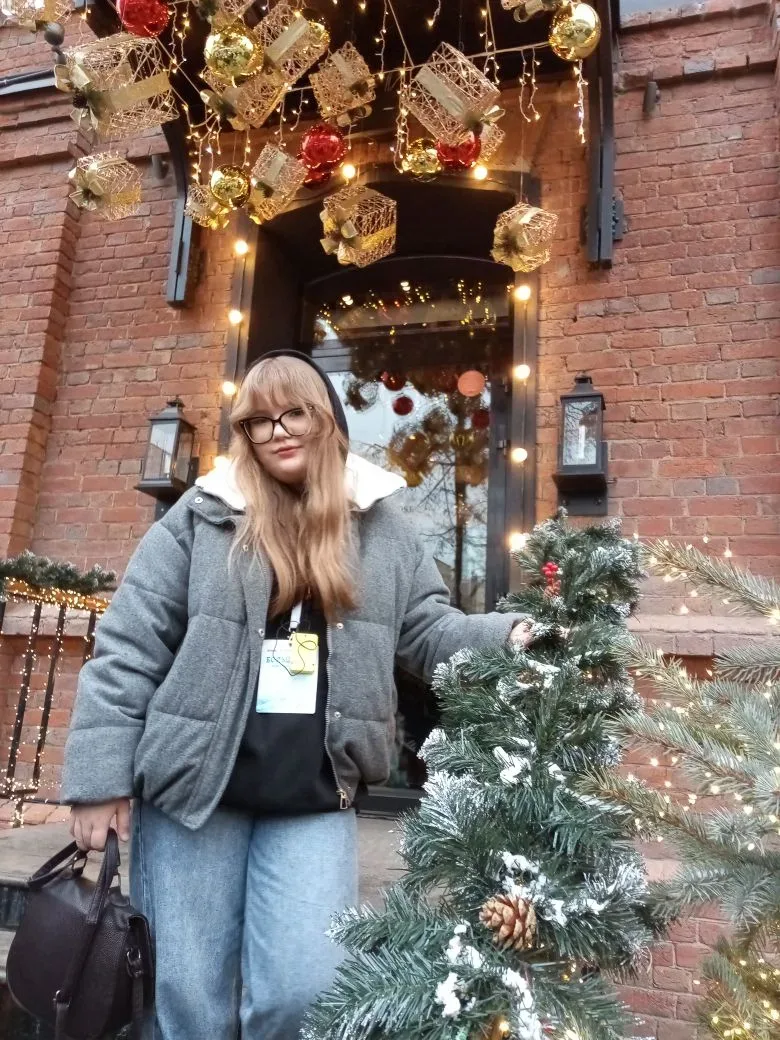 🎄❄Поздравляем Писаренко Алёну, обучающуюся 8 класса МБОУ «Тишанская СОШ», занявшую 1-е место в реги
